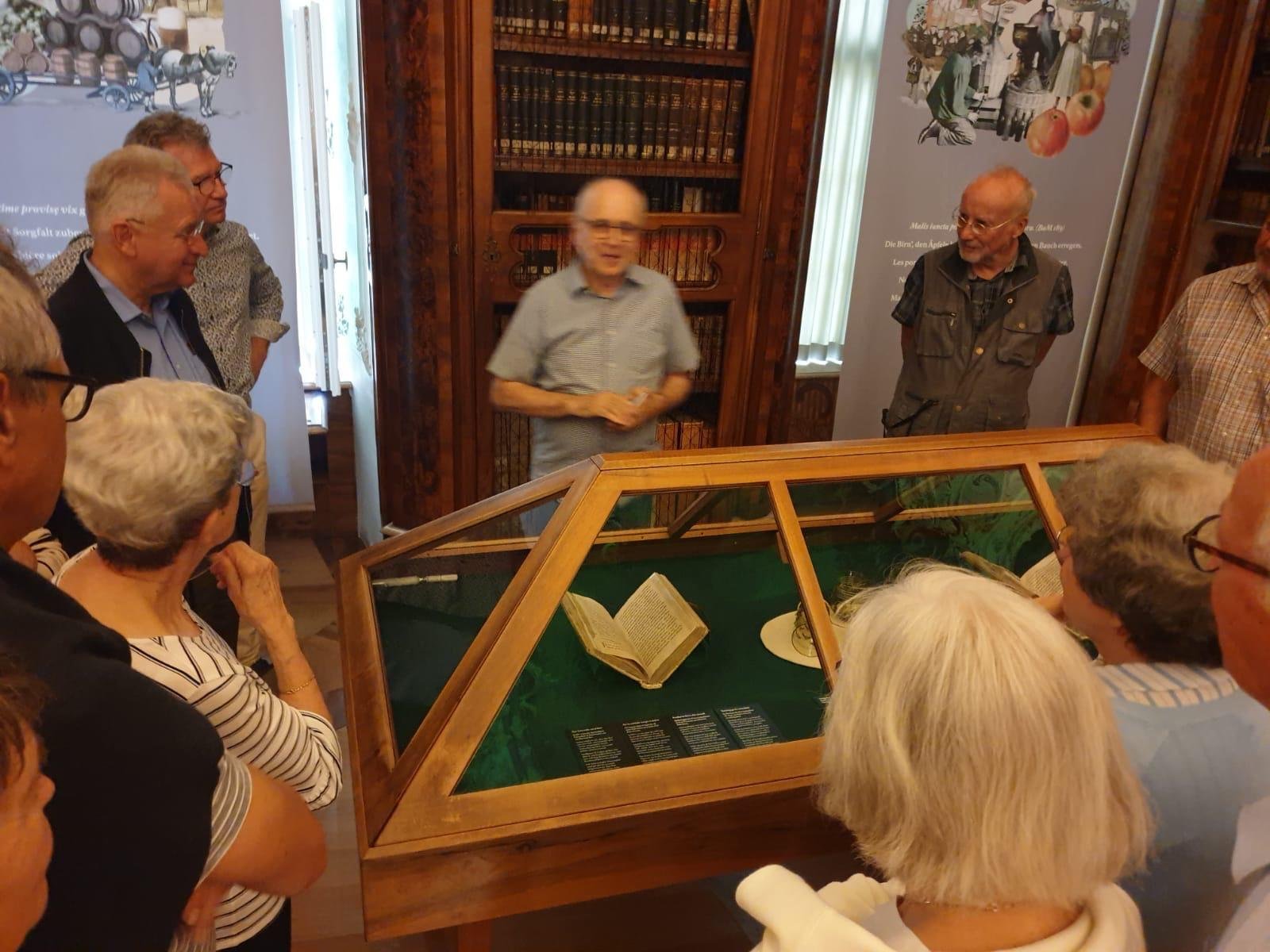 Historische Büchersammlung in der Stiftsbibliothek - Impression 4